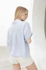 CAMISA RAYADA MANGA CORTA espalda