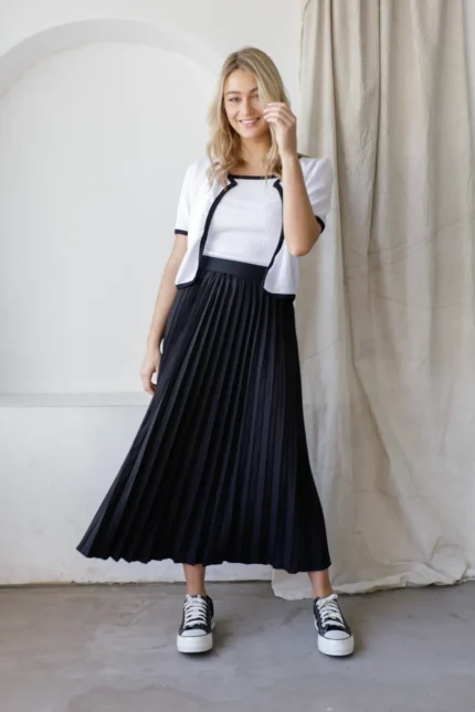 POLLERA PLISADA LISA 1